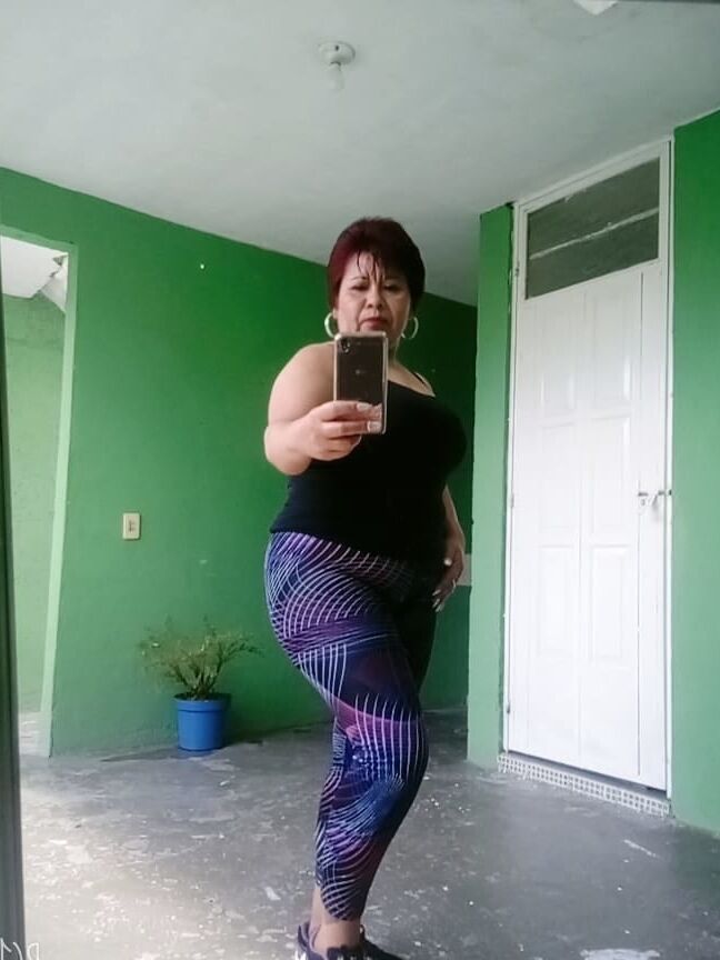 reyna estrada poblana madura