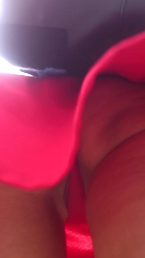 sexy milf upskirt
