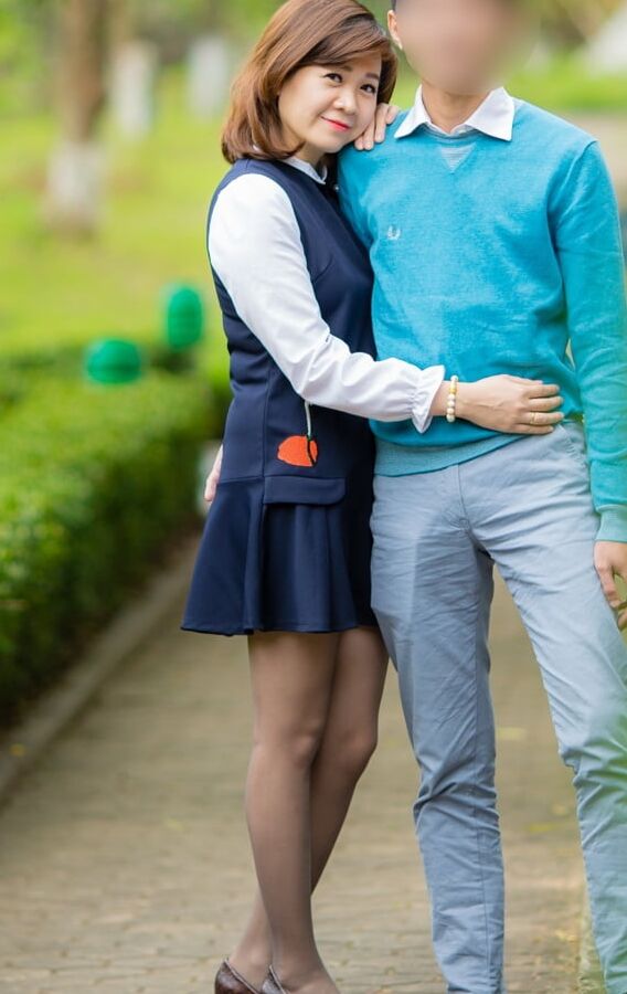 Timid Little Chinese Wifey in Pantyhose