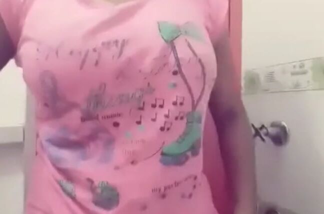 Sri Lankan Big Boobs