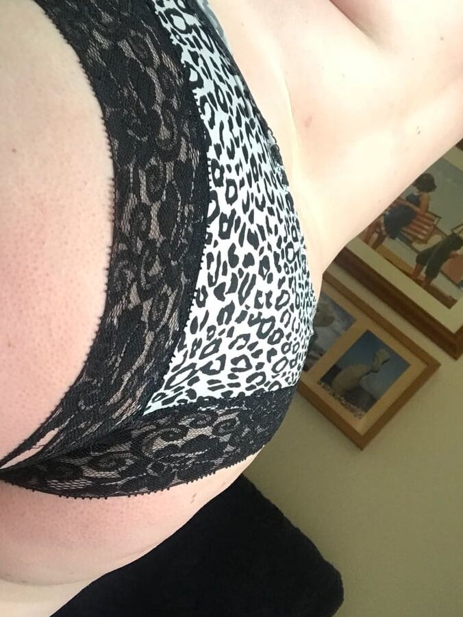 Phat Arse white Girl