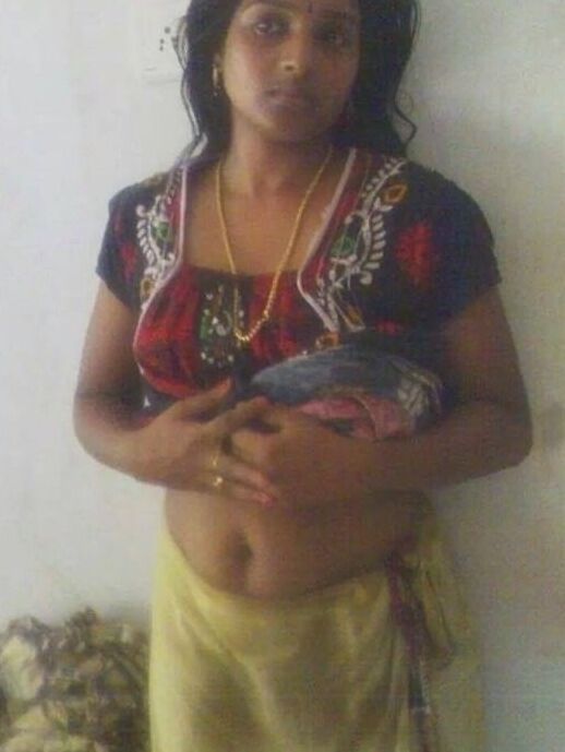 INDIAN AUNTS NUDE