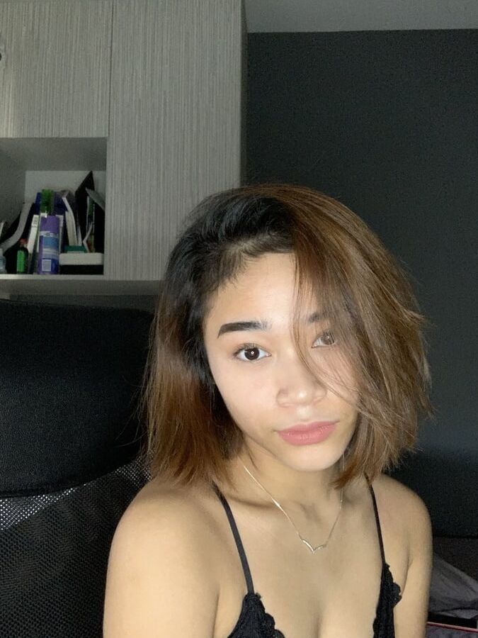 Who has her sextape or nudes pm