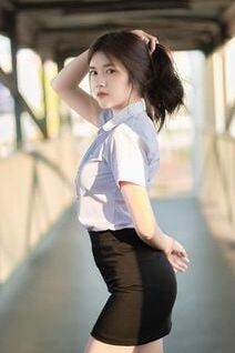 Thai uni girls