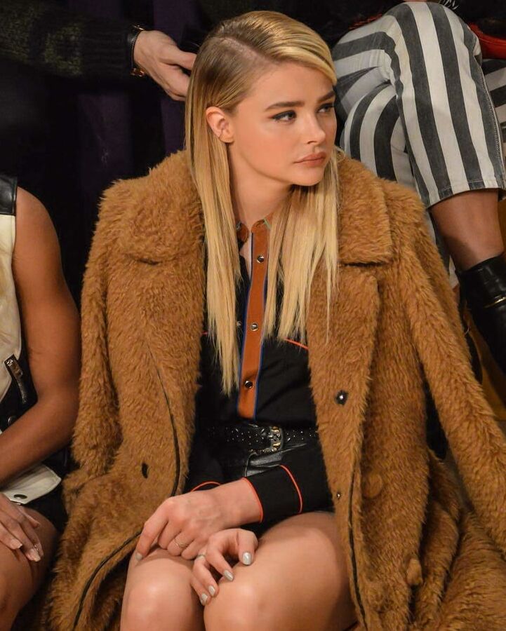 Sexy Chloe M Mix