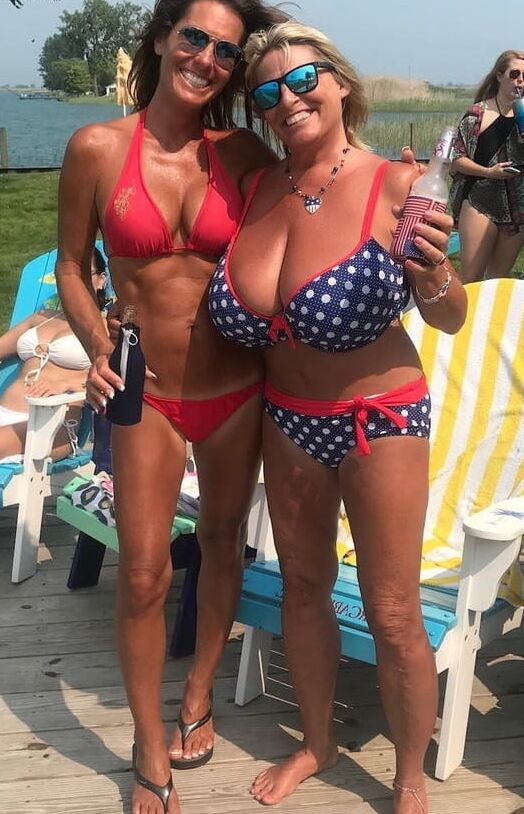 AMATEURassorted big tits