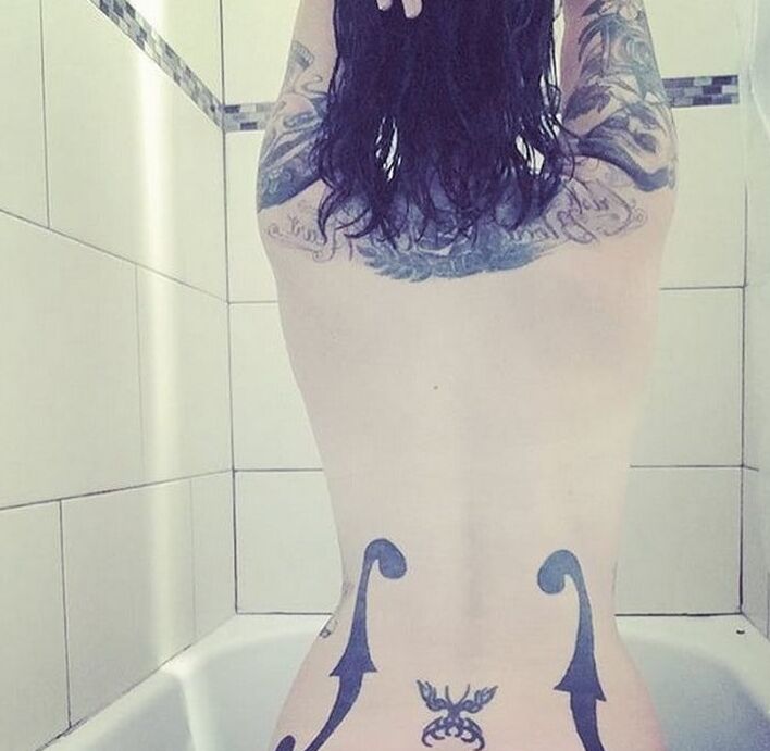 Danielle Colby Nude Bath