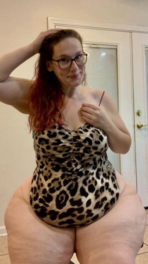 Kindergarten Teacher PAWG Ass