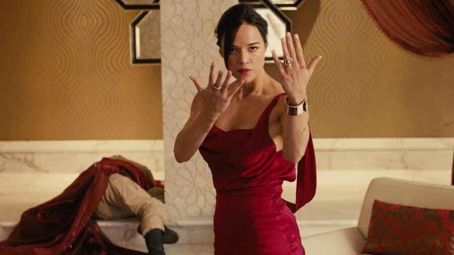 Brunette Humiliates Villainess And Her Henchwomen