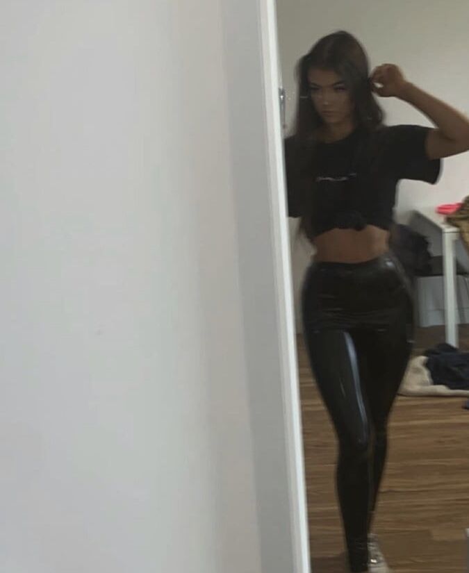 Wank Bank Babes