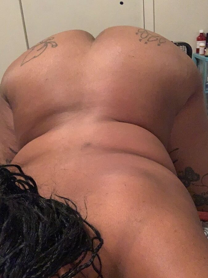 Nude Thots