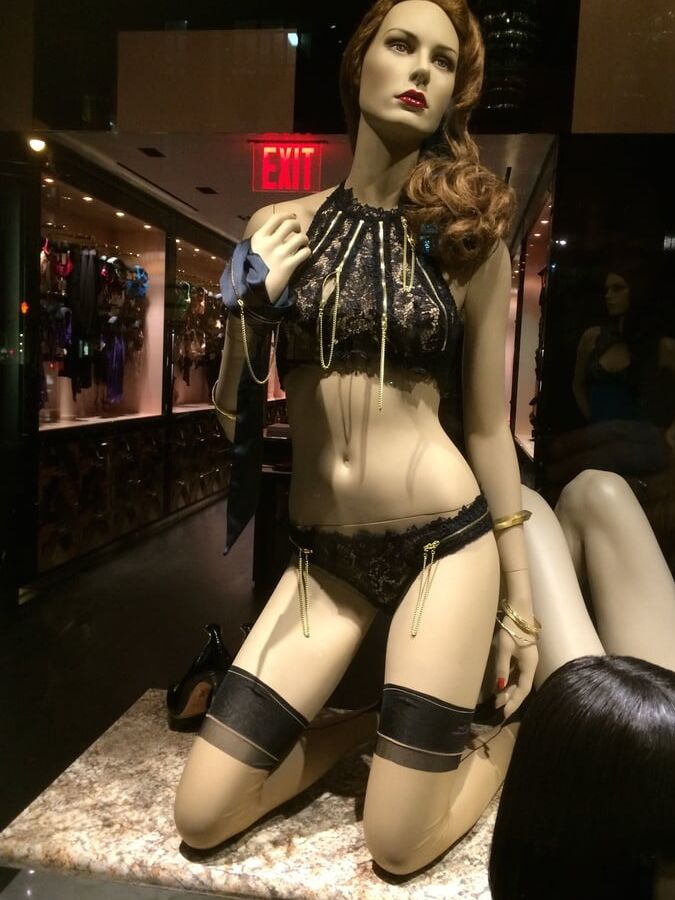 Sexy Mannequins