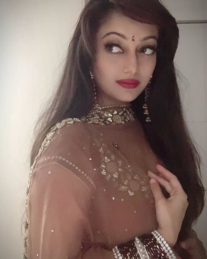 MANSI NAIK