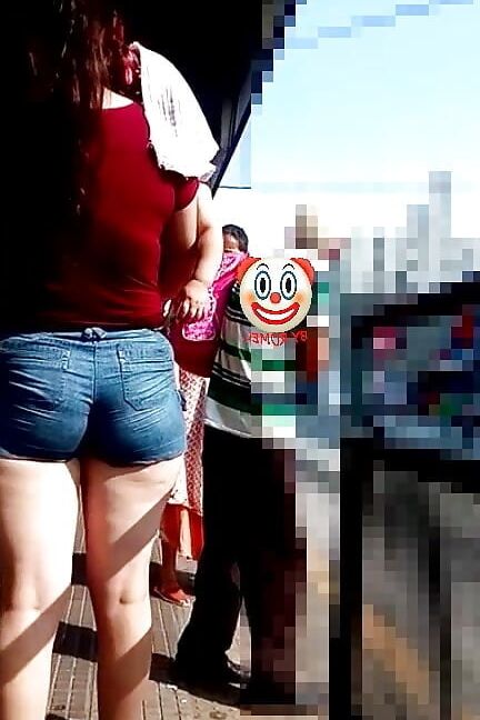 Culona en short