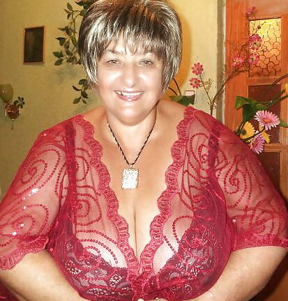 Older and hot (Dressed to kill)