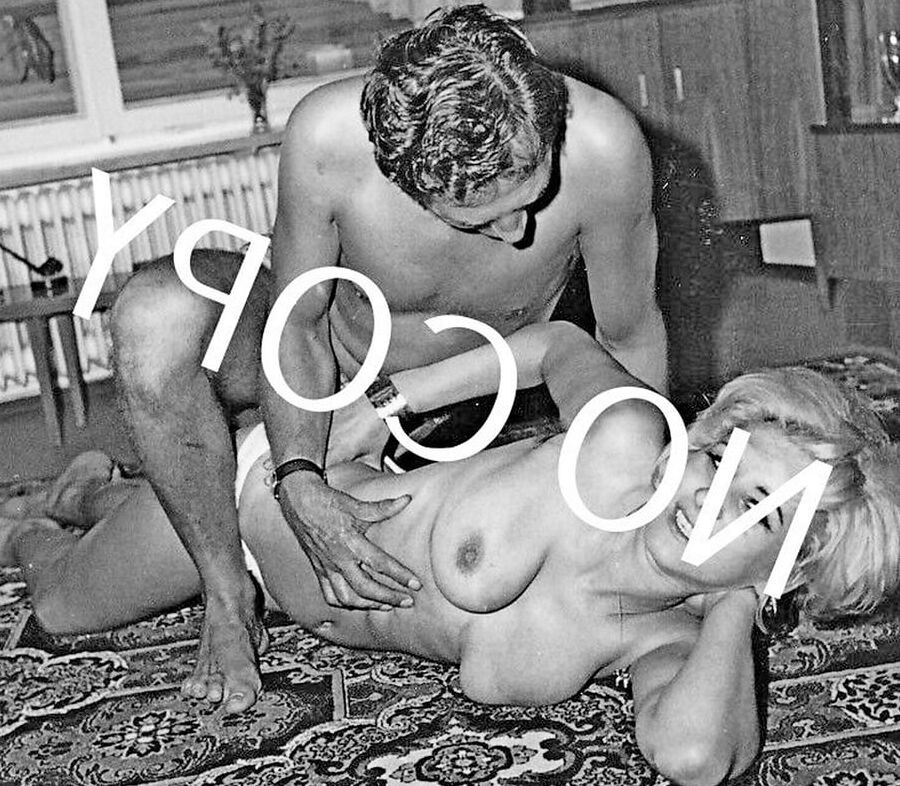 Natural nudy women