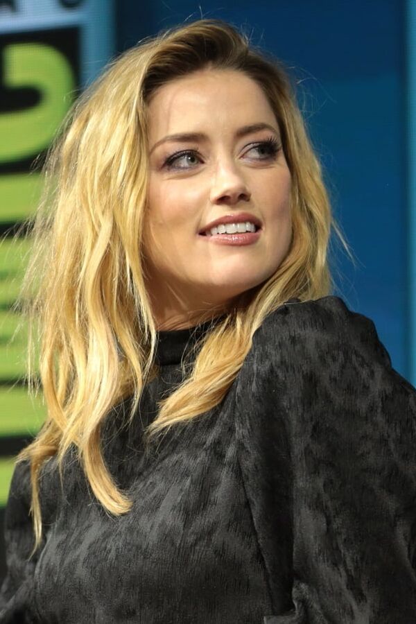 Celebrity Hot - Amber Heard