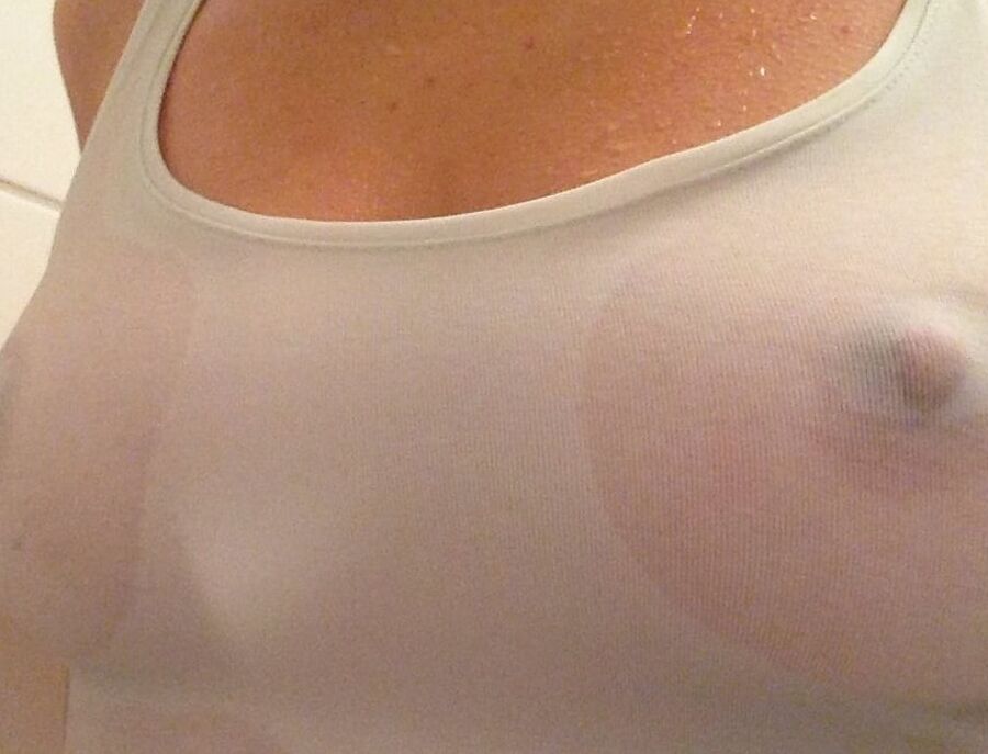 tits f
