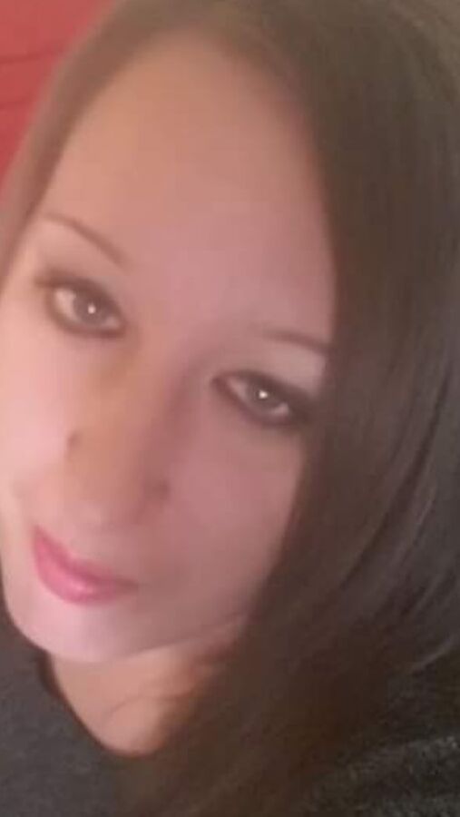 Vanessa Button Ontario Whore -