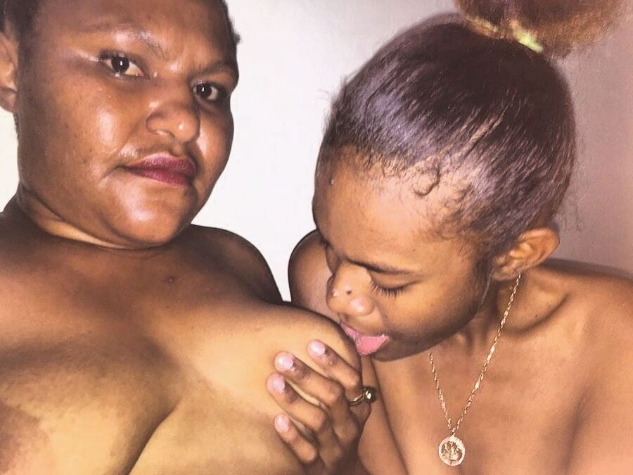 PNG LESBO