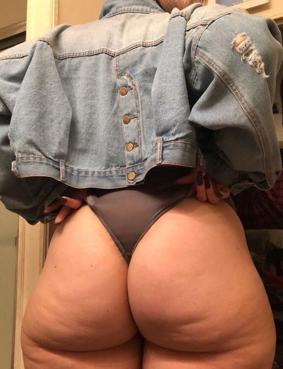 Jules M (confidentlyjules on insta)