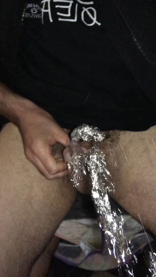 Sparkling piss pics