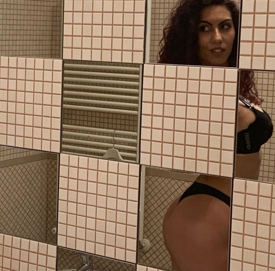 Stay at home &amp; Fuck her till she passes out
