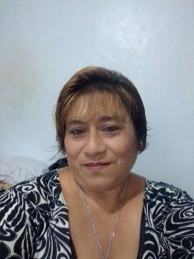 Argelia Madura Tosca y Tetona - Mexican Mature mom