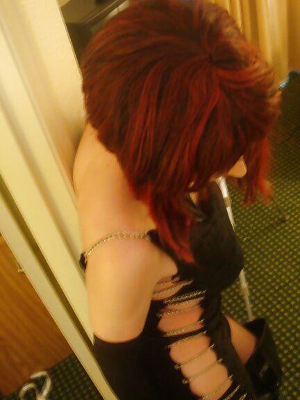 Vanessa Button Ontario Whore -