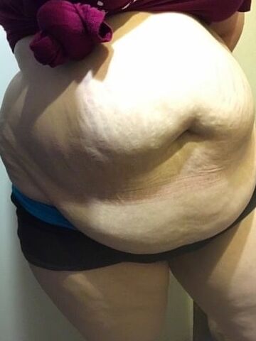 random FAT GIRLS that make me hard