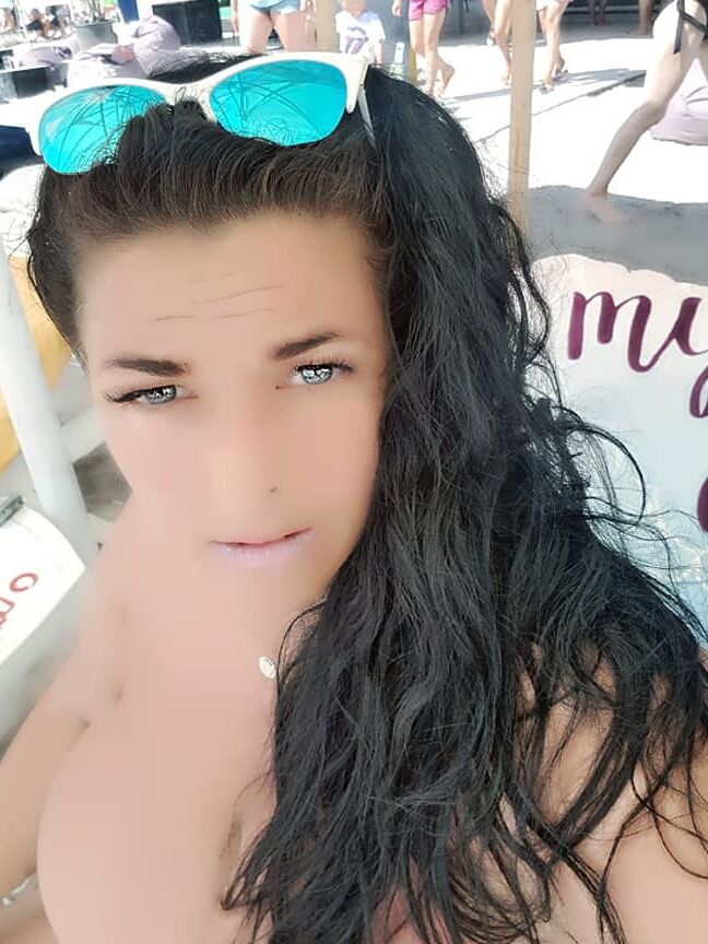More of her pls