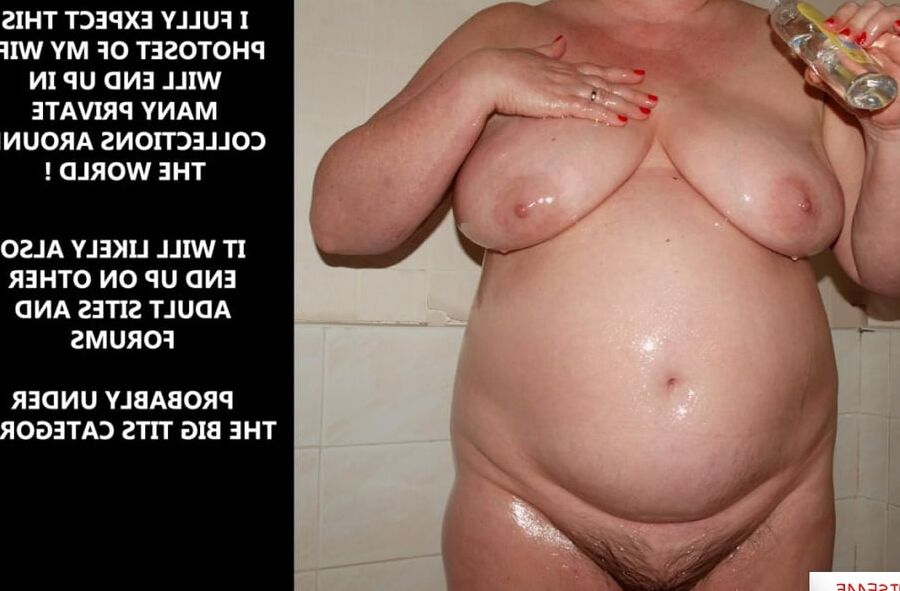 SHOCKING MICRO-BIKINI STRIPTEASE !