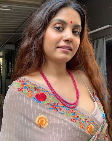 Indian Whore I want to anal
