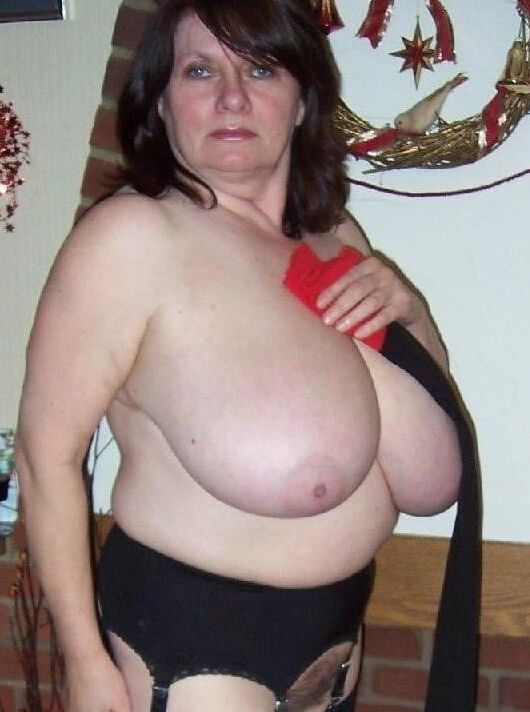 beautiful women with good lungs