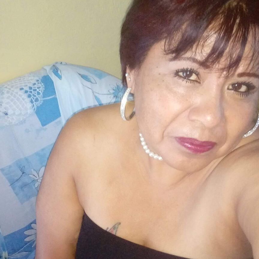 reyna estrada poblana madura