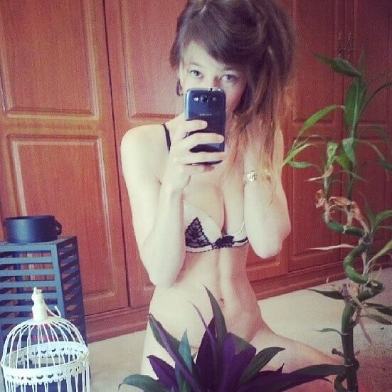 Romi, A beuty babe!