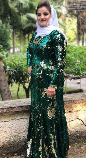 kurdish beautiful milf ( turkish hijab arabian mom )