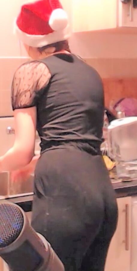 Girls Part . (Nice brunette butt special!)