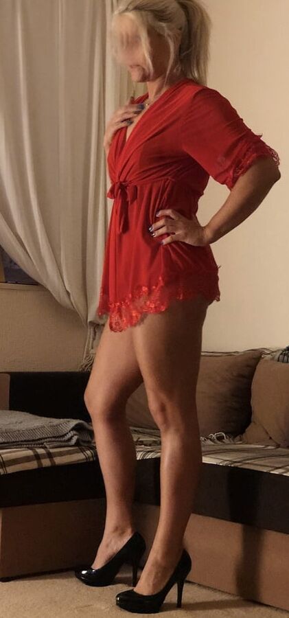 Polish slut ready for inspection