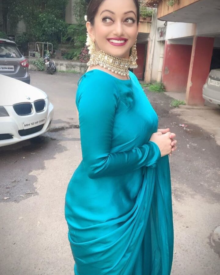 MANSI NAIK