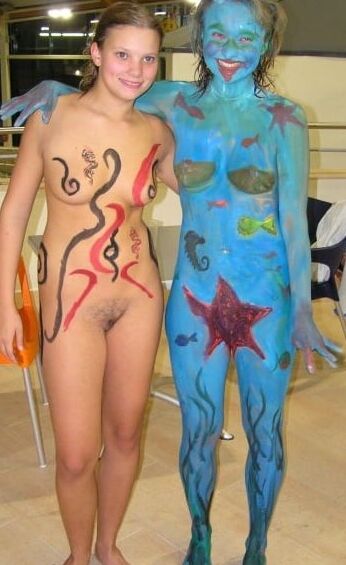 NAKED OUTDOORS - (SG)