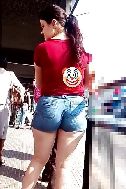Culona en short