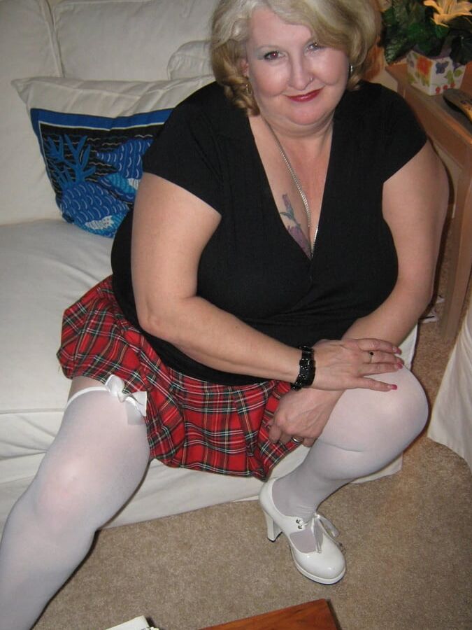 She is Mature.. Sexy &amp; Hot BBW
