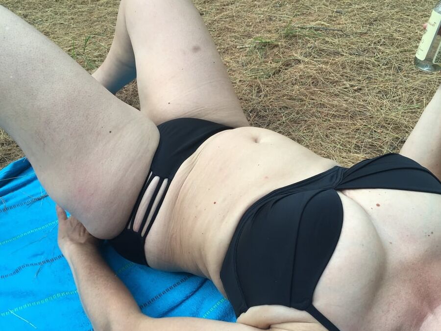 Girlfriend Showing