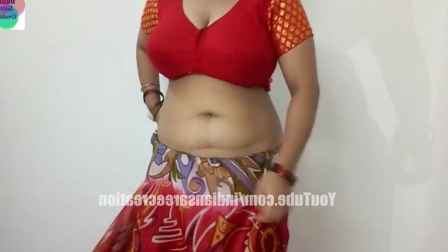Saree navel