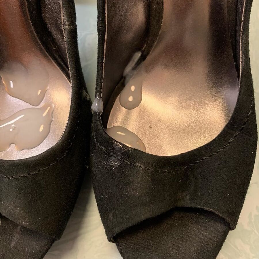 Cummed Highheels from Istagram