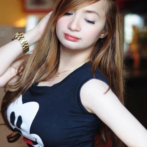 KAREN THE FUCKABLE BIG BREASTED GIRL