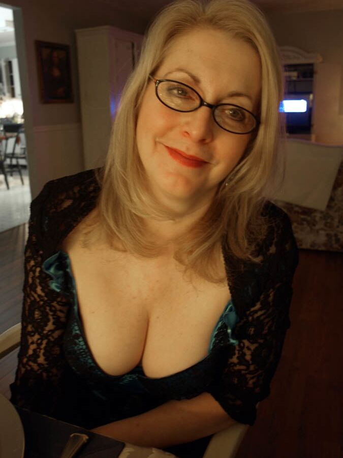 Exposed Mature Webslut Claire