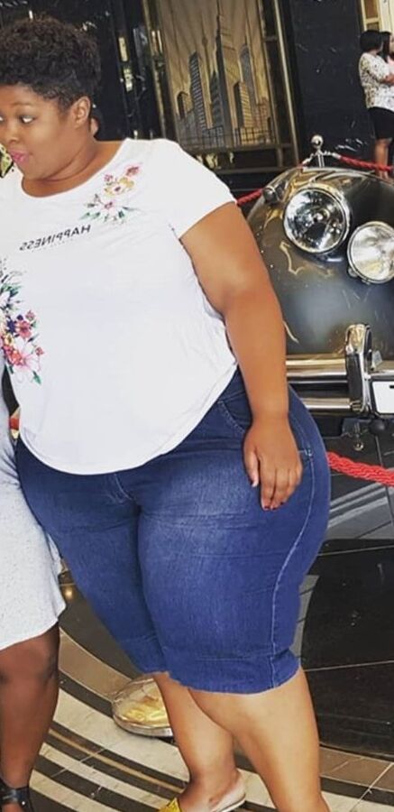 Huge booty mega hip african ssbbw pear lana