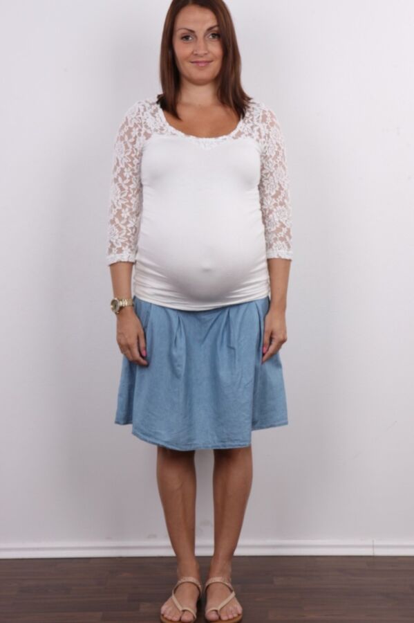Alb. Posing Soft Pregnant